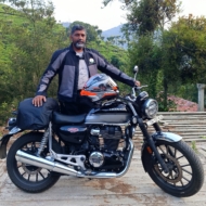 Harikrishnan R